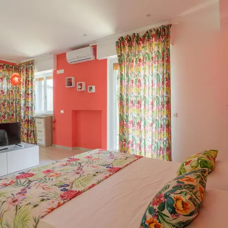 Appartmenti In Centro Vicini - Pomelia *