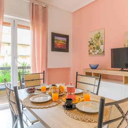 Appartmenti In Centro Vicini - Pomelia * מרינה די רגוזה