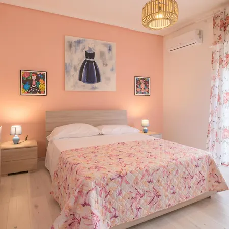 Appartmenti In Centro Vicini - Pomelia דירה