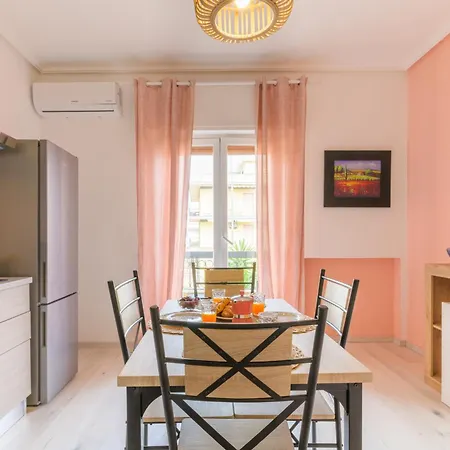 דירה Appartmenti In Centro Vicini - Pomelia מרינה די רגוזה